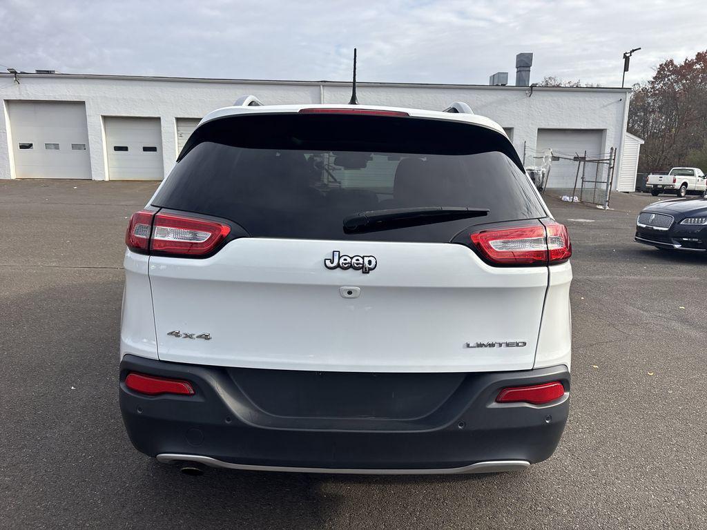 used 2015 Jeep Cherokee car, priced at $8,890