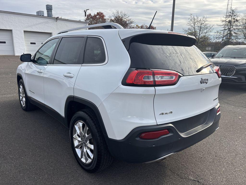 used 2015 Jeep Cherokee car, priced at $8,890