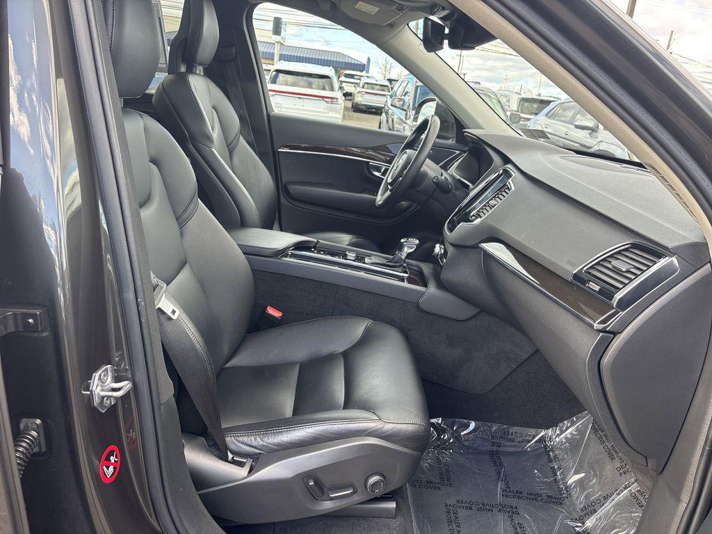 used 2018 Volvo XC90 car, priced at $20,890