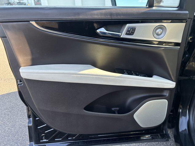 used 2021 Lincoln Nautilus car, priced at $39,490