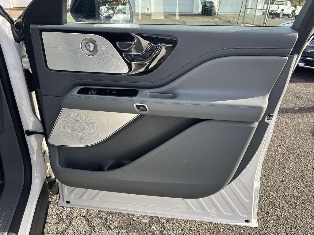 used 2020 Lincoln Aviator car, priced at $30,890