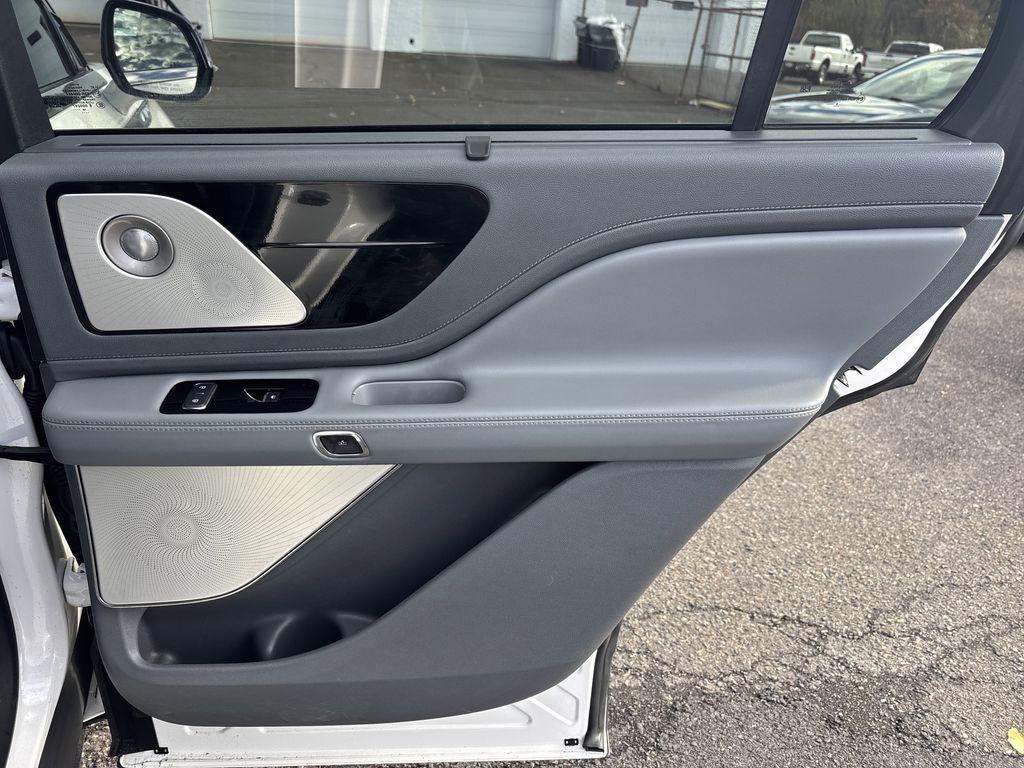 used 2020 Lincoln Aviator car, priced at $30,890