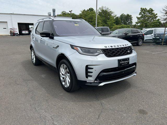 used 2022 Land Rover Discovery car, priced at $35,890