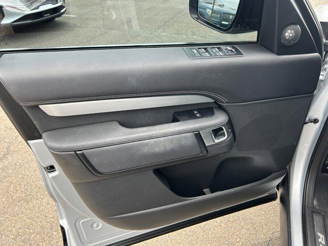 used 2022 Land Rover Discovery car, priced at $35,890
