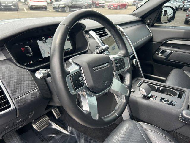 used 2022 Land Rover Discovery car, priced at $35,890