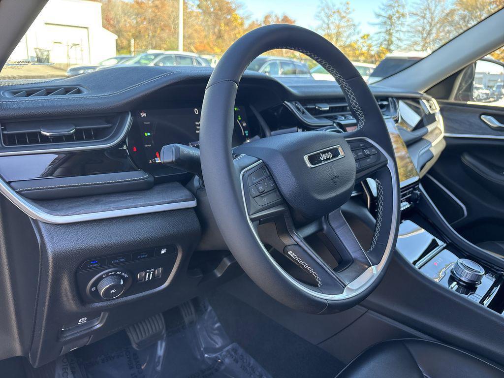used 2023 Jeep Grand Cherokee 4xe car, priced at $28,490