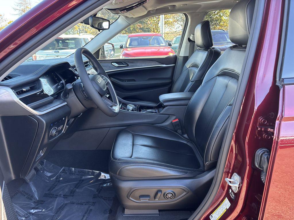 used 2023 Jeep Grand Cherokee 4xe car, priced at $28,490