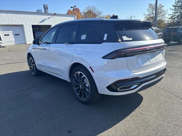 new 2024 Lincoln Nautilus car, priced at $61,892