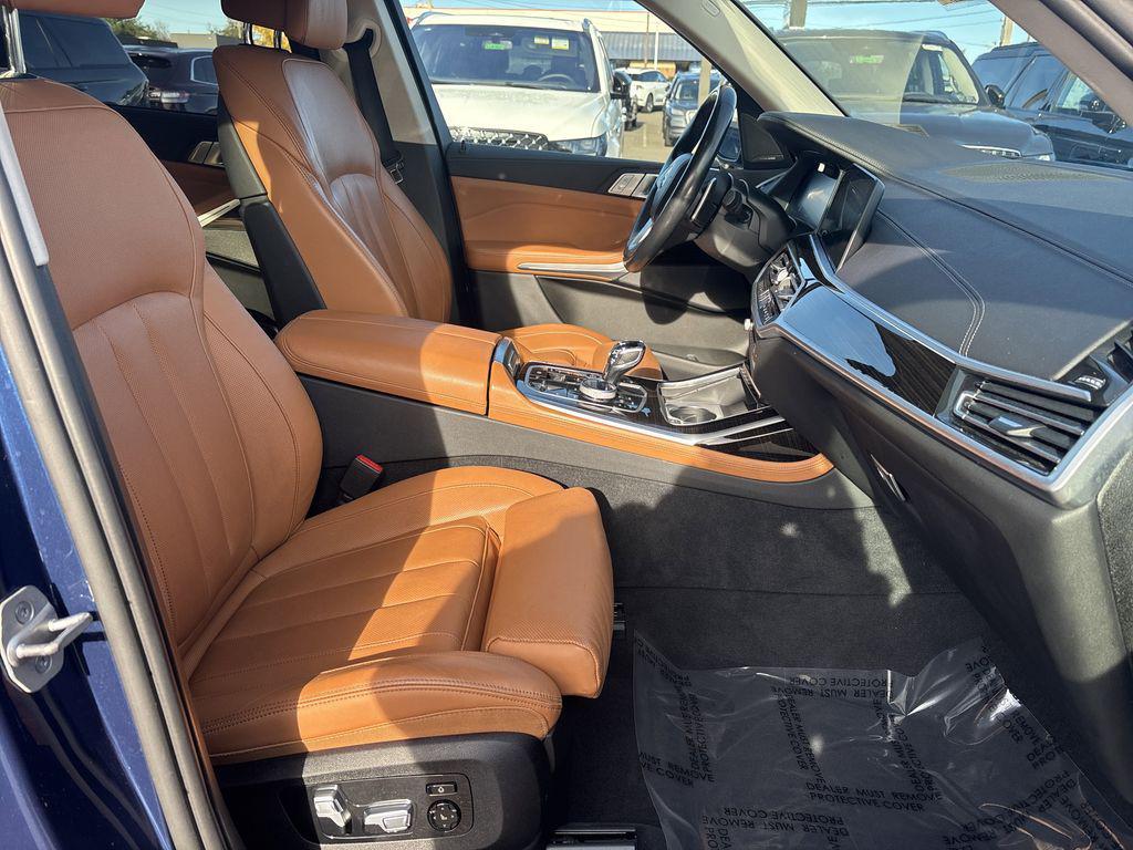 used 2021 BMW X7 car, priced at $32,890