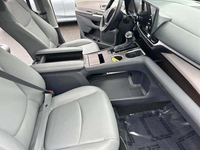 used 2023 Toyota Sienna car, priced at $43,890