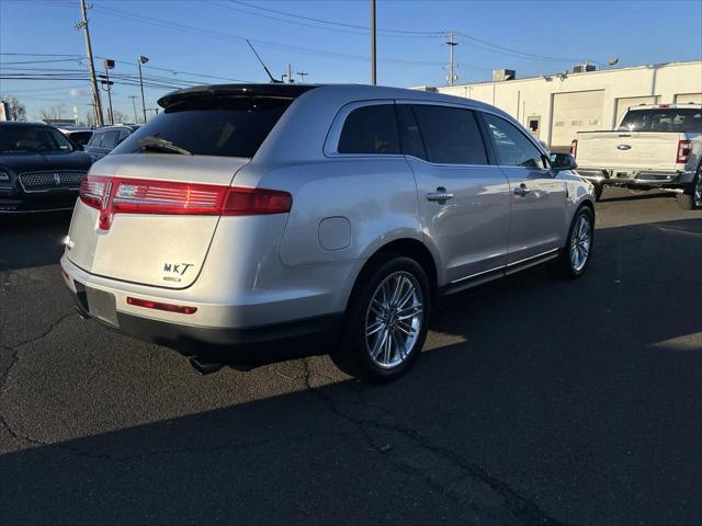 used 2014 Lincoln MKT car, priced at $12,890