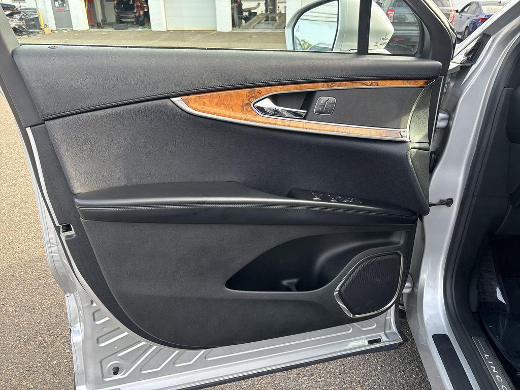 used 2016 Lincoln MKX car, priced at $16,890