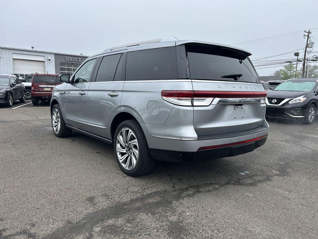 used 2022 Lincoln Navigator car, priced at $54,890