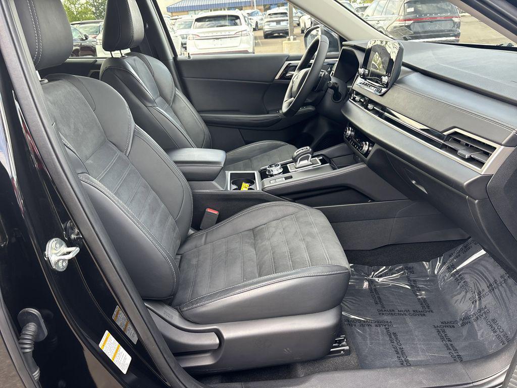 used 2022 Mitsubishi Outlander car, priced at $20,890