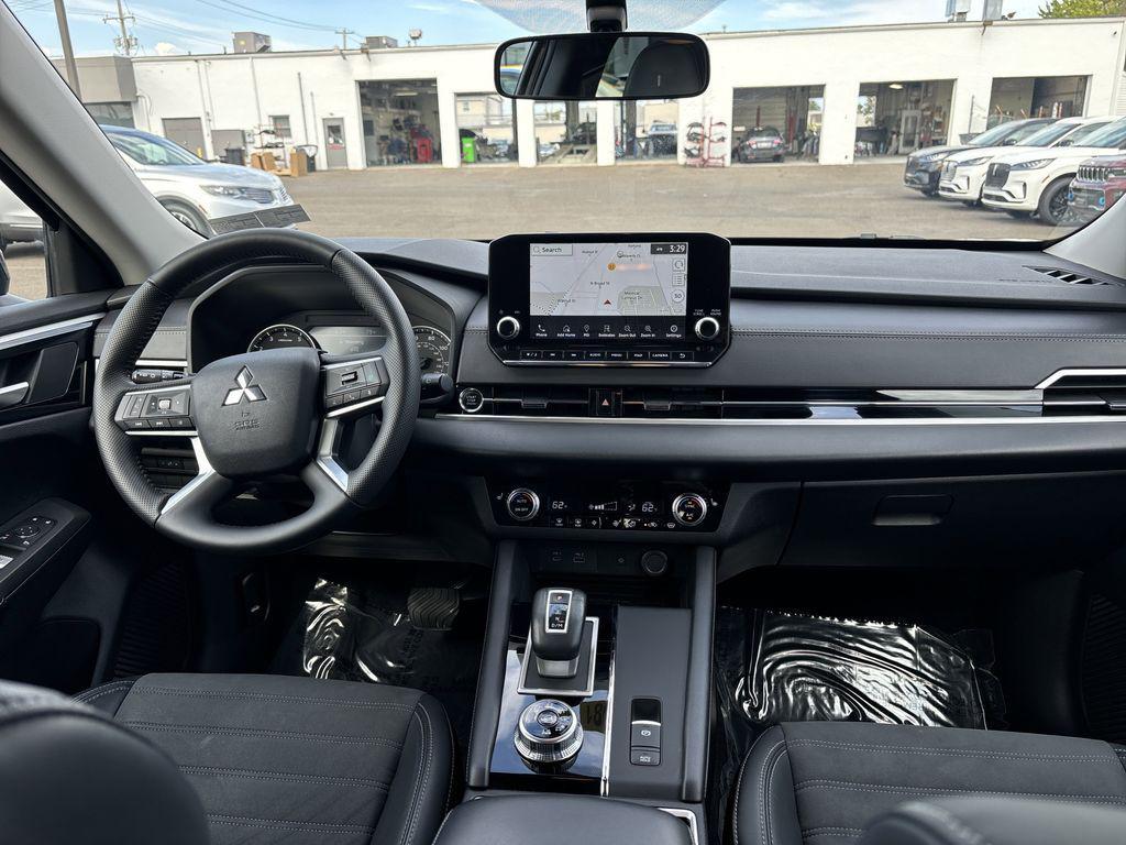 used 2022 Mitsubishi Outlander car, priced at $20,890