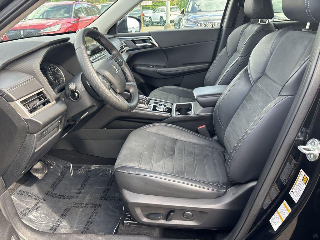 used 2022 Mitsubishi Outlander car, priced at $20,890