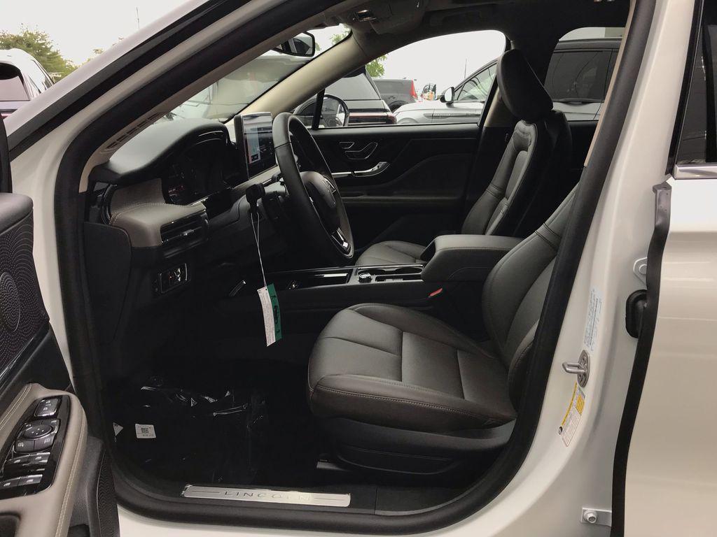 new 2025 Lincoln Corsair car, priced at $51,546