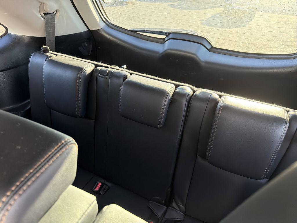 used 2016 Toyota Highlander car, priced at $17,490