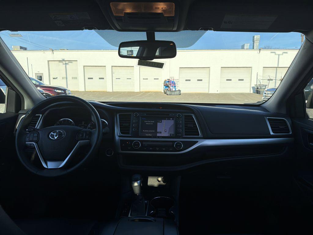 used 2016 Toyota Highlander car, priced at $17,490