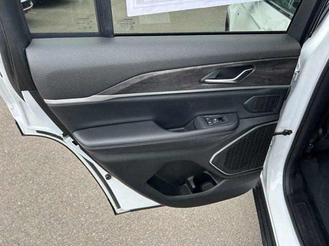 used 2022 Jeep Grand Cherokee 4xe car, priced at $32,890