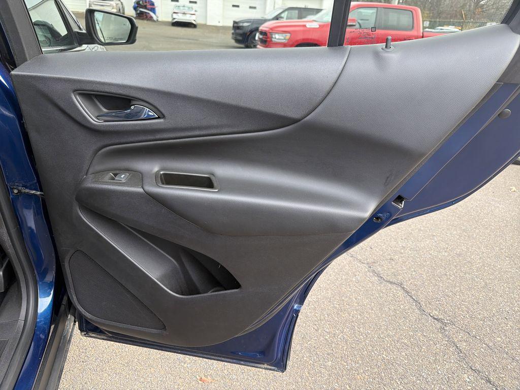 used 2022 Chevrolet Equinox car, priced at $19,890