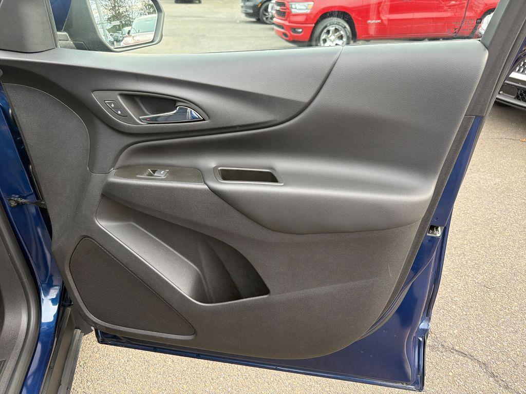 used 2022 Chevrolet Equinox car, priced at $19,890