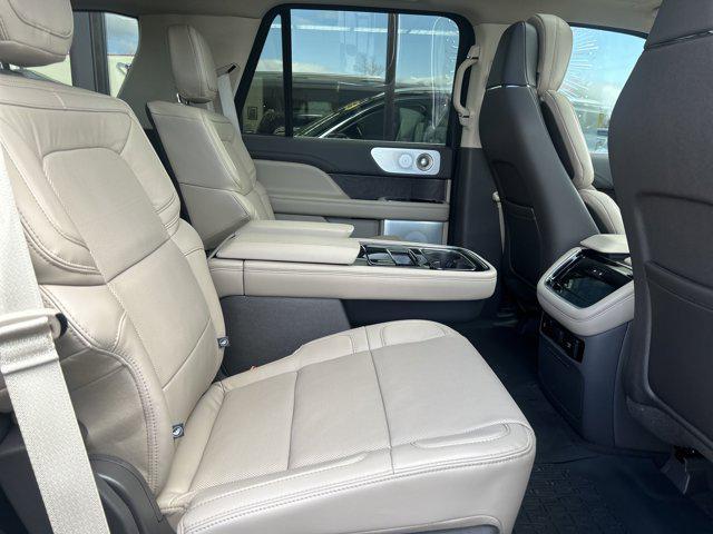 new 2024 Lincoln Navigator car, priced at $99,754