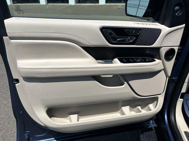 used 2019 Lincoln Navigator car, priced at $35,890