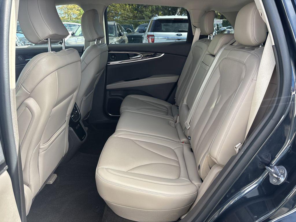 used 2022 Lincoln Nautilus car, priced at $33,890