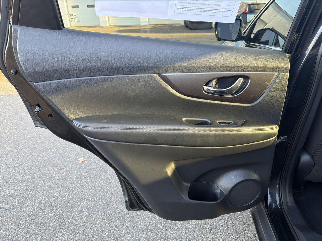 used 2016 Nissan Rogue car, priced at $7,890