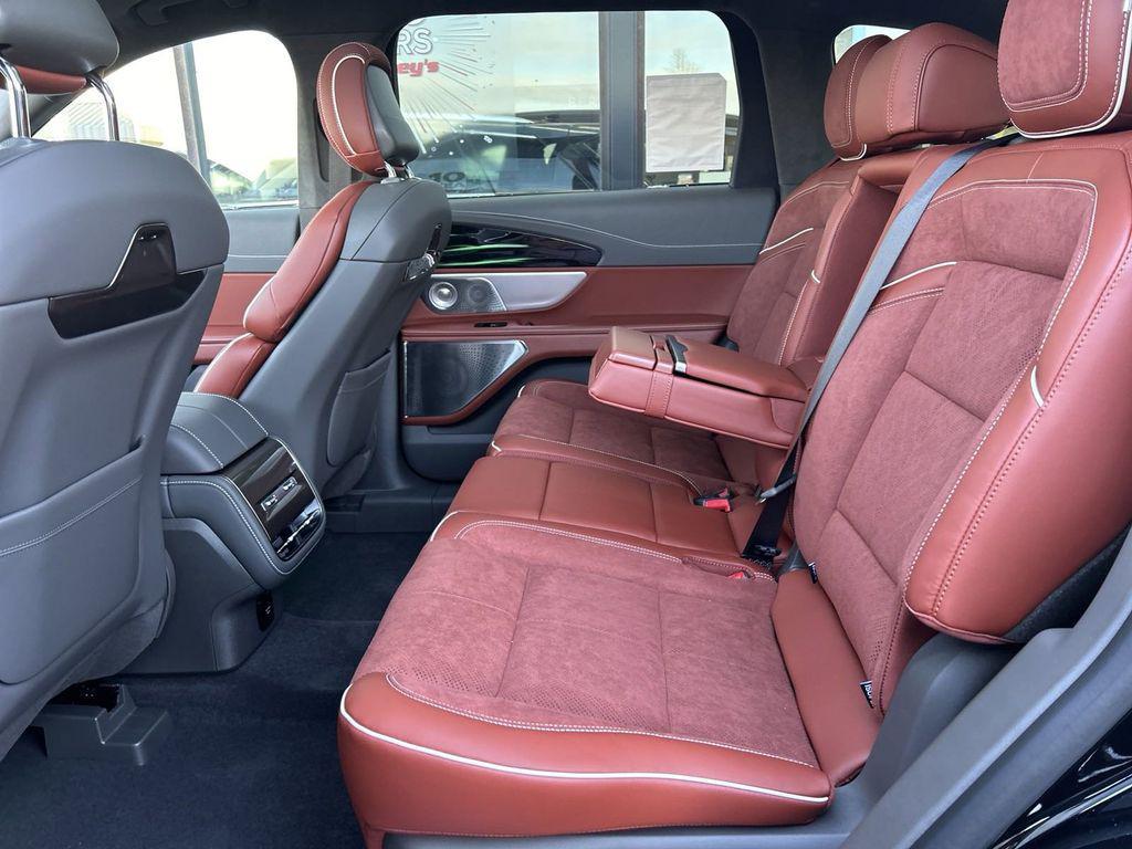 new 2024 Lincoln Nautilus car, priced at $67,561