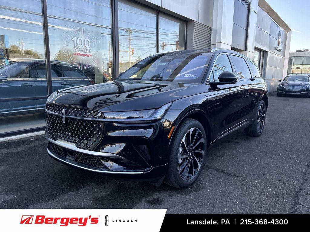 new 2024 Lincoln Nautilus car, priced at $67,561