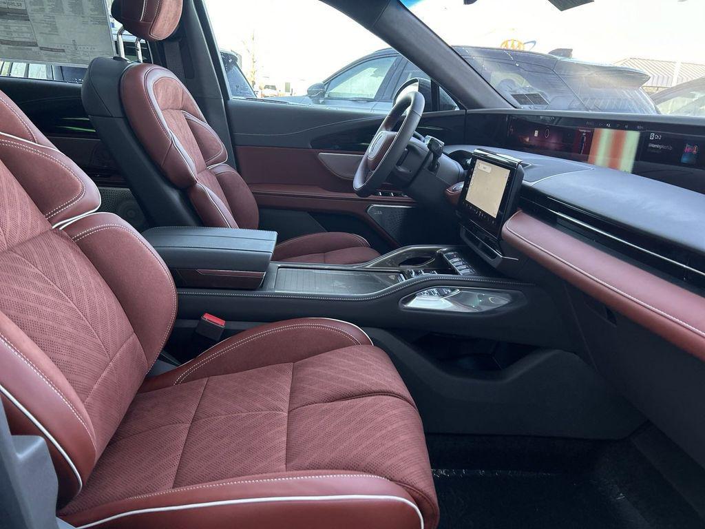 new 2024 Lincoln Nautilus car, priced at $67,561