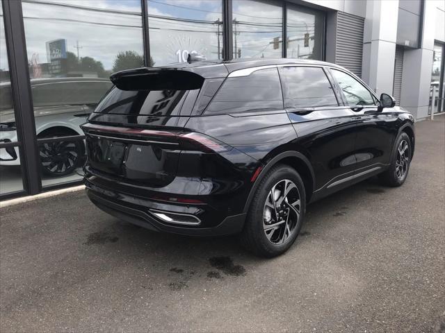 new 2024 Lincoln Nautilus car, priced at $57,098