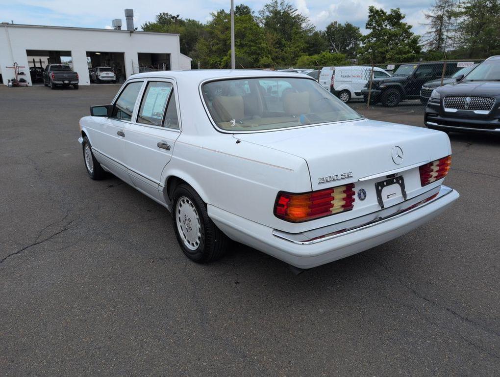used 1990 Mercedes-Benz E-Class car, priced at $5,890