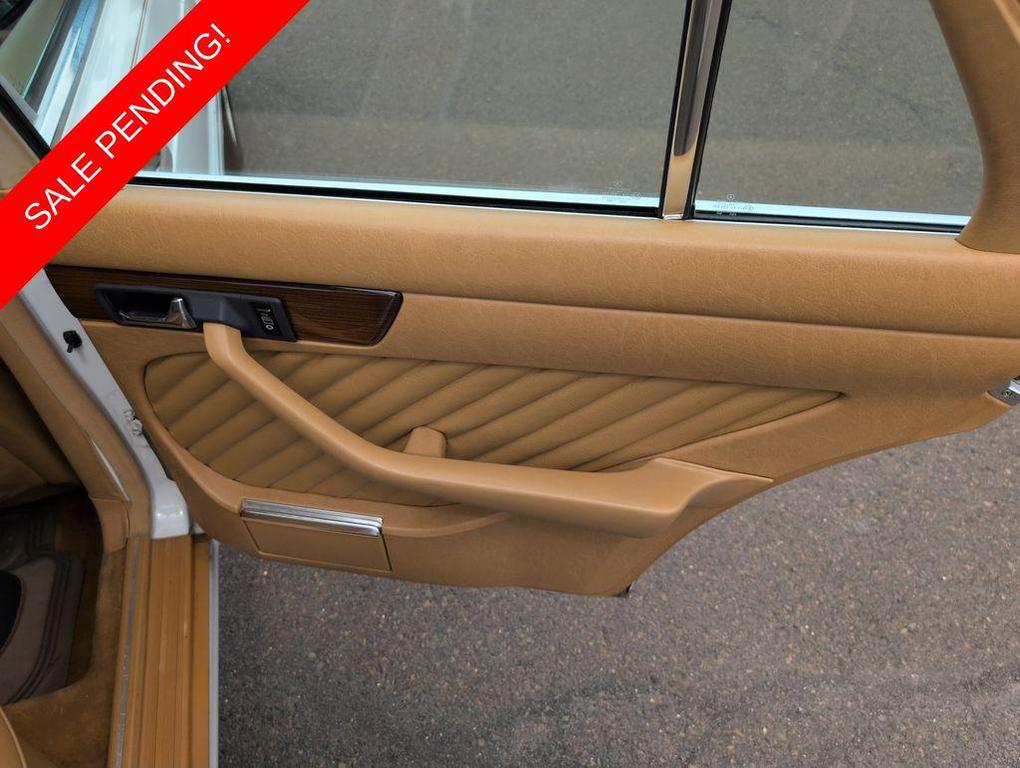 used 1990 Mercedes-Benz S-Class car, priced at $3,890