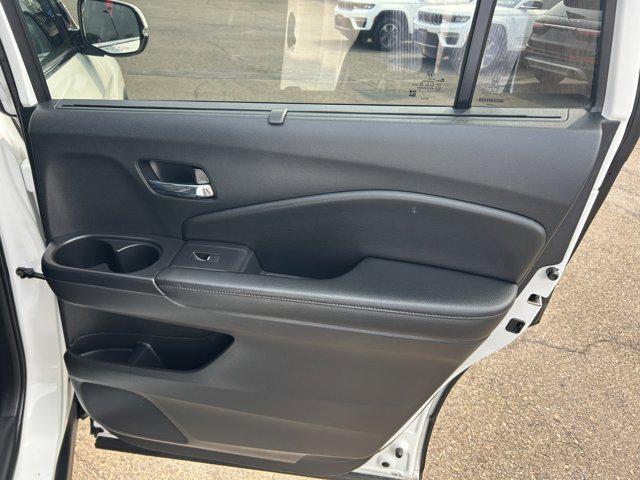 used 2021 Honda Pilot car, priced at $26,890