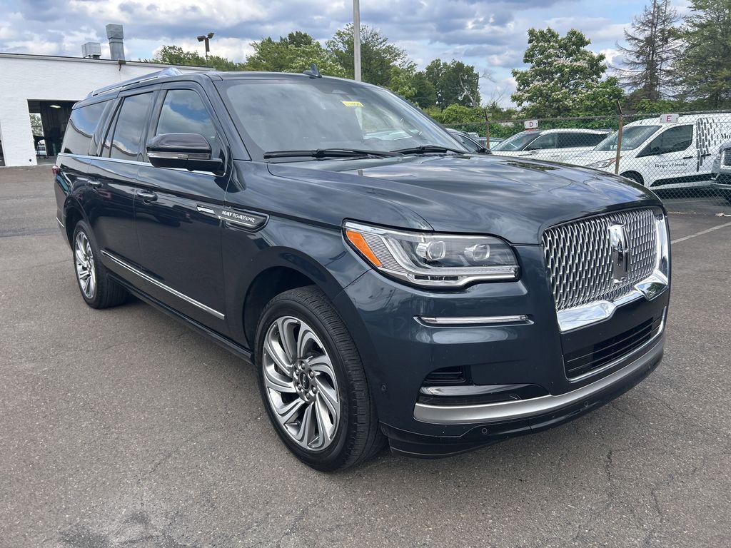used 2024 Lincoln Navigator car, priced at $71,890