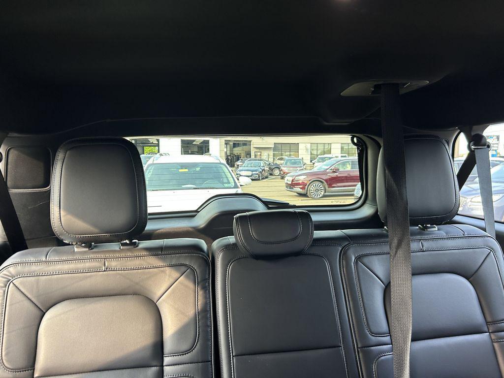 used 2019 Lincoln Navigator L car, priced at $26,890