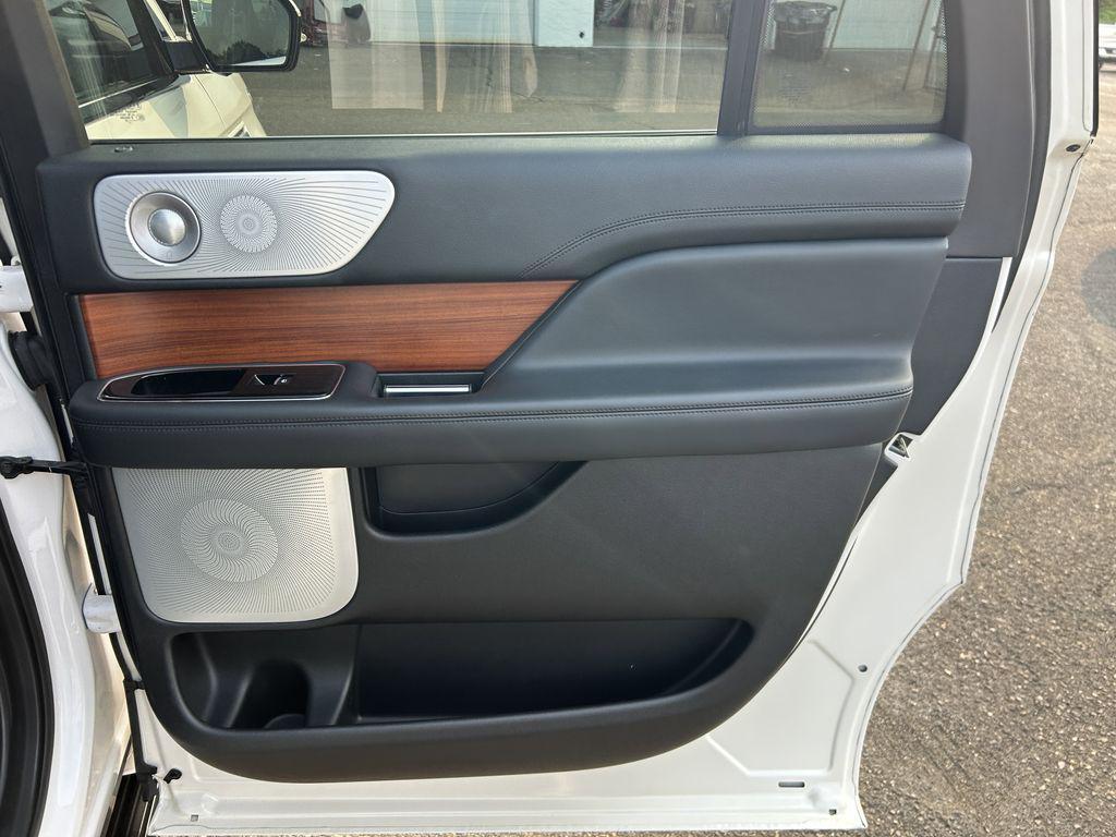 used 2019 Lincoln Navigator L car, priced at $26,890