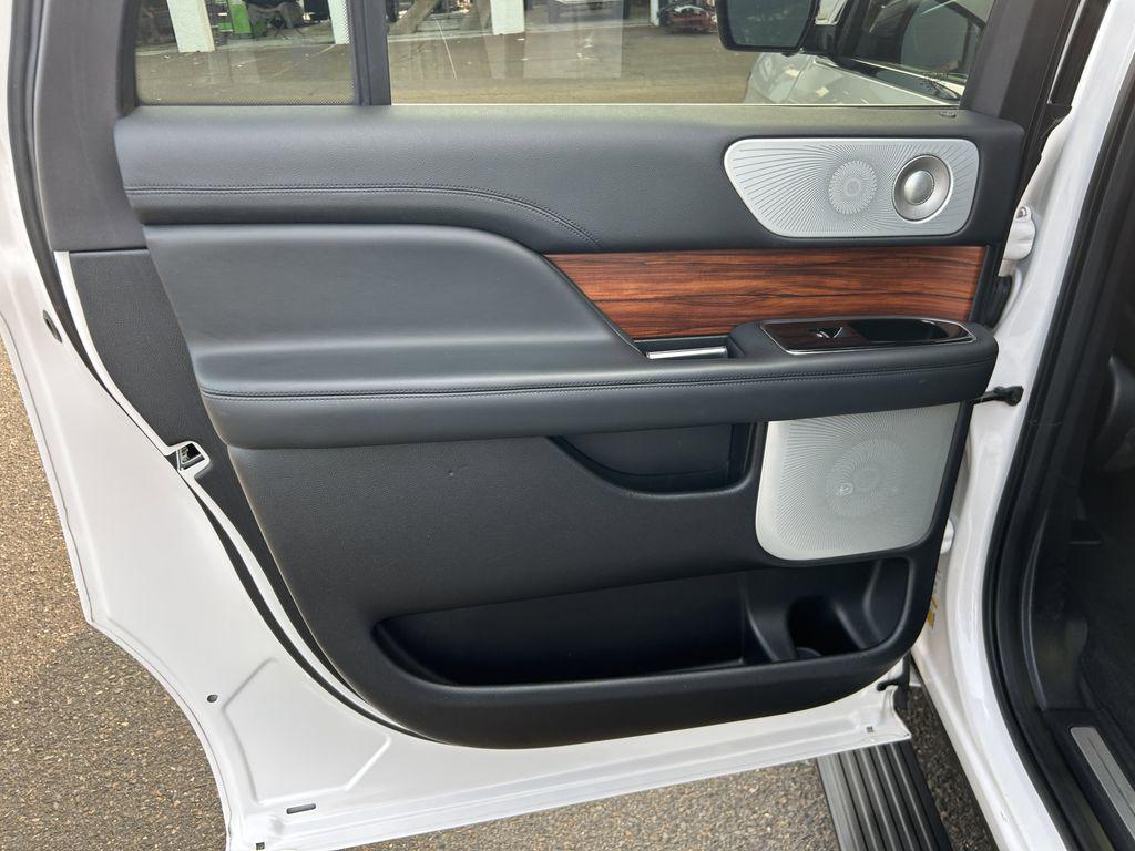 used 2019 Lincoln Navigator L car, priced at $26,890