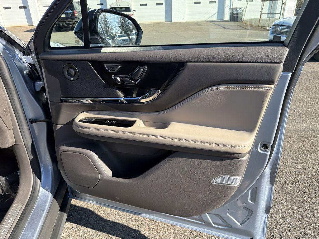 used 2022 Lincoln Corsair car, priced at $30,890