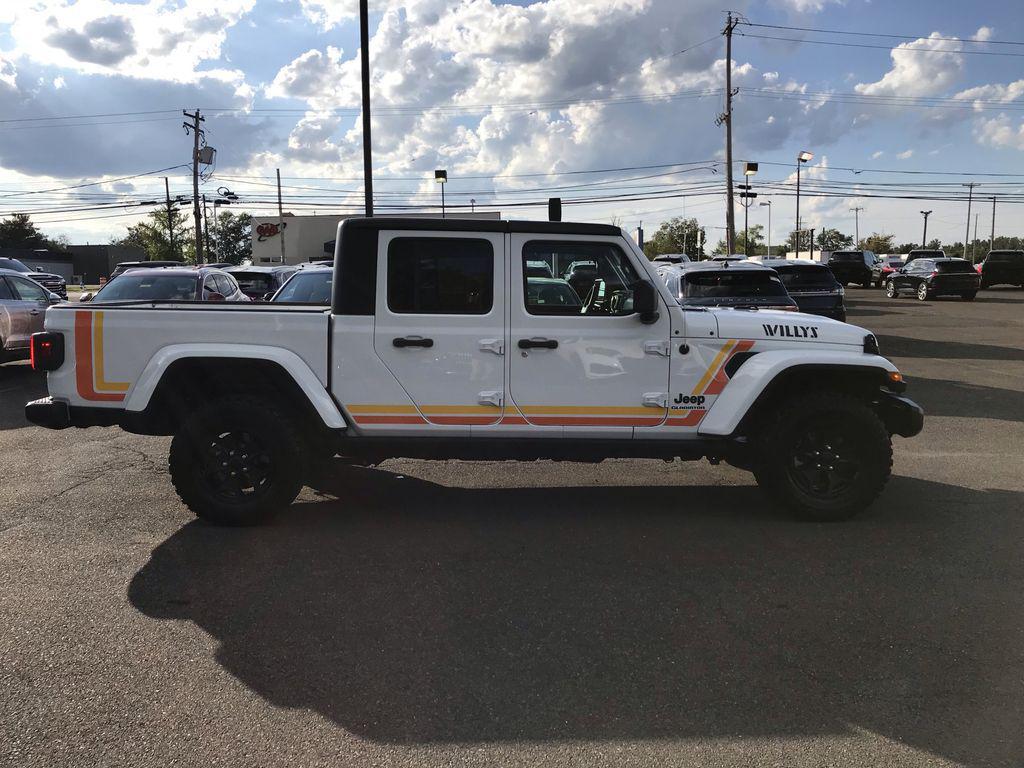 used 2022 Jeep Gladiator car, priced at $32,890