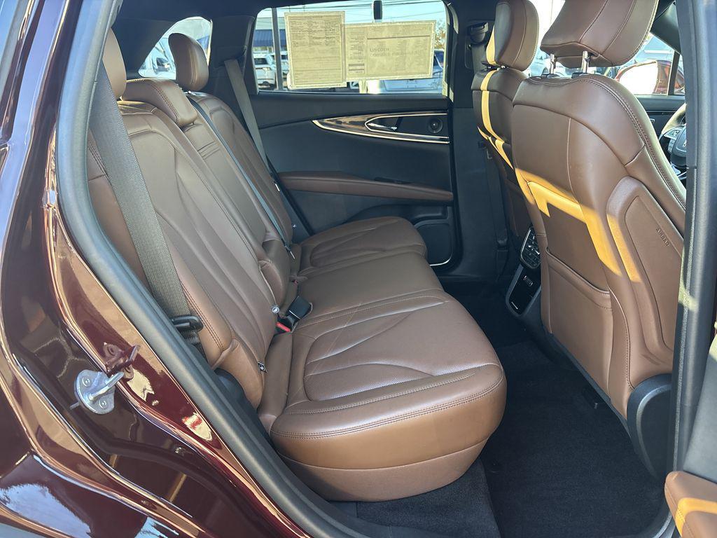 used 2021 Lincoln Nautilus car, priced at $31,490