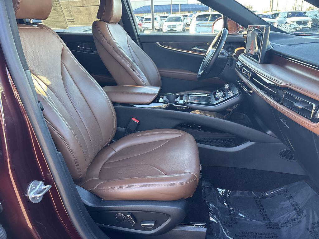 used 2021 Lincoln Nautilus car, priced at $31,490