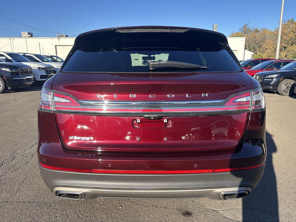 used 2021 Lincoln Nautilus car, priced at $31,490