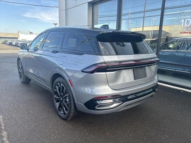 new 2024 Lincoln Nautilus car, priced at $59,897