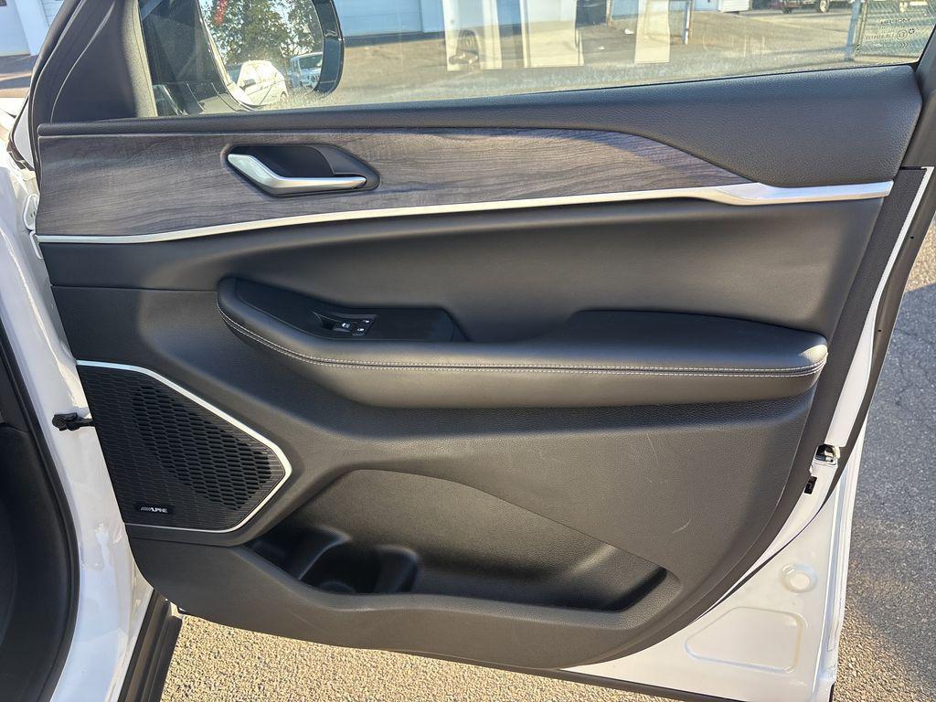 used 2024 Jeep Grand Cherokee 4xe car, priced at $31,890