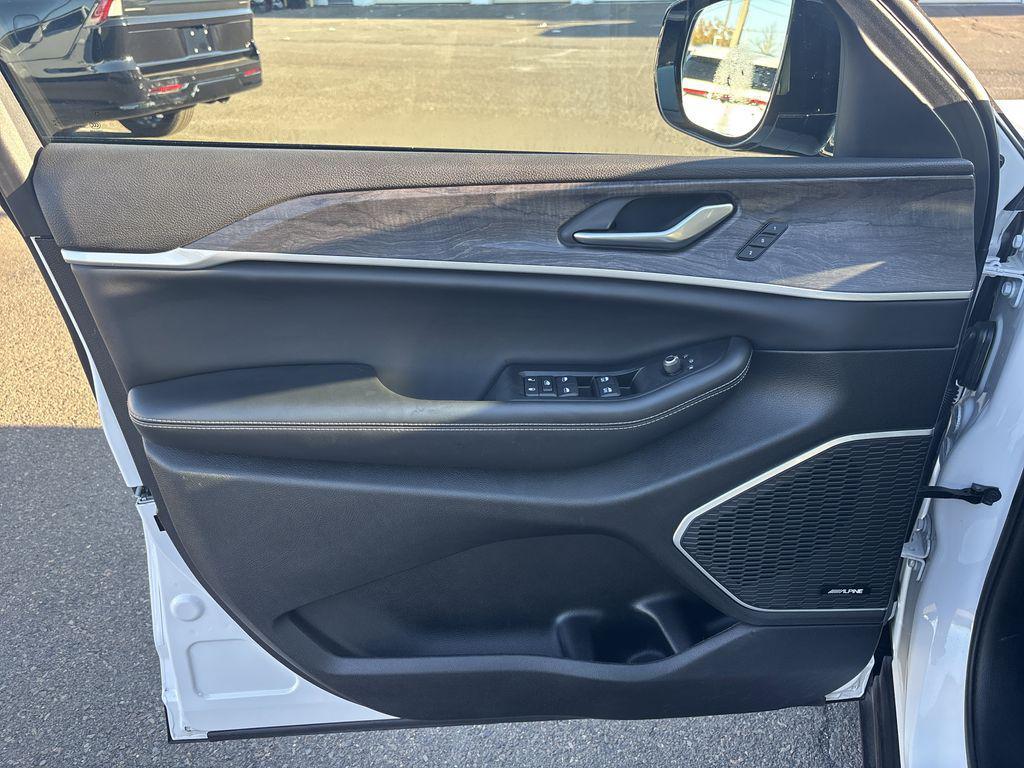 used 2024 Jeep Grand Cherokee 4xe car, priced at $31,890