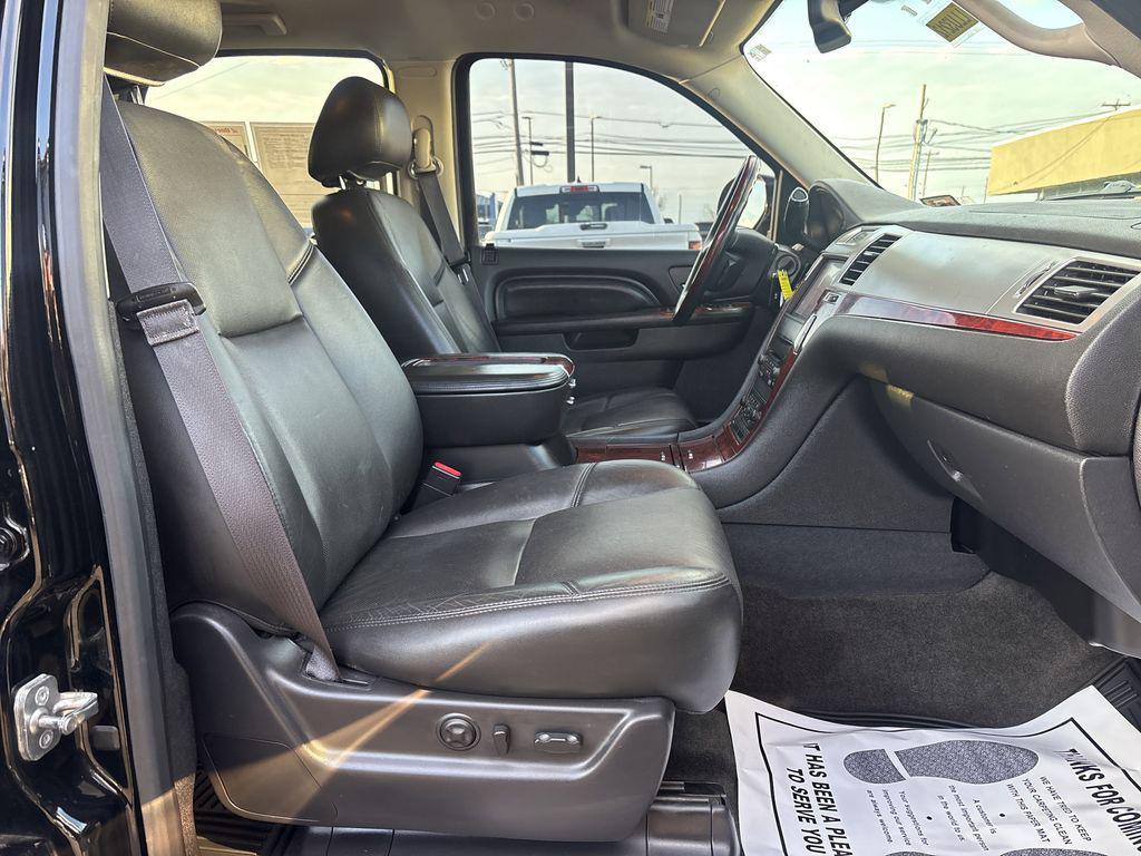 used 2013 Cadillac Escalade car, priced at $12,890